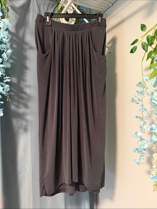 Anthropologie Dresses & Skirts - Anthropologie Black Midi Skirt with Side Pockets